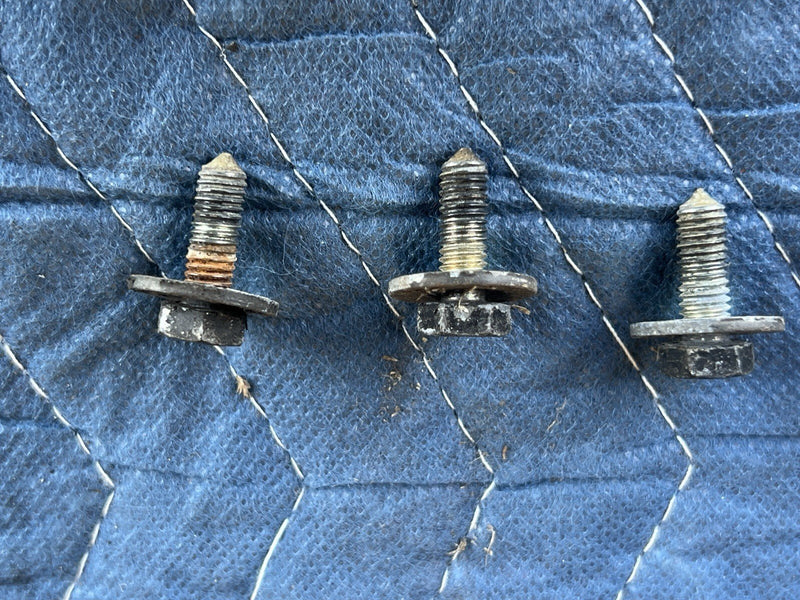 1998-2003 Jaguar XJR XJ8 X308 Fender Bracket Bolt Set Hardware OEM #4721E