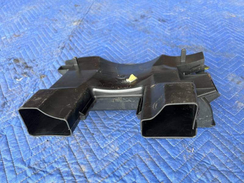 1992-1995 Volvo 940 740 Heater Box Climate Center Lower Duct Vent OEM #3276EM
