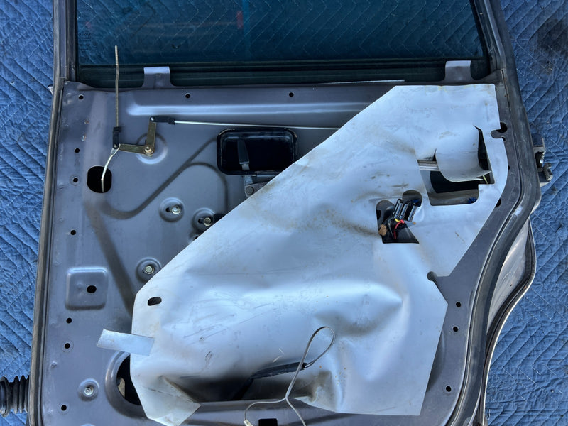 1986-1993 Volvo 240 244 *Sedan* Rear Passenger RH Door Assembly Gray OEM #4371EM
