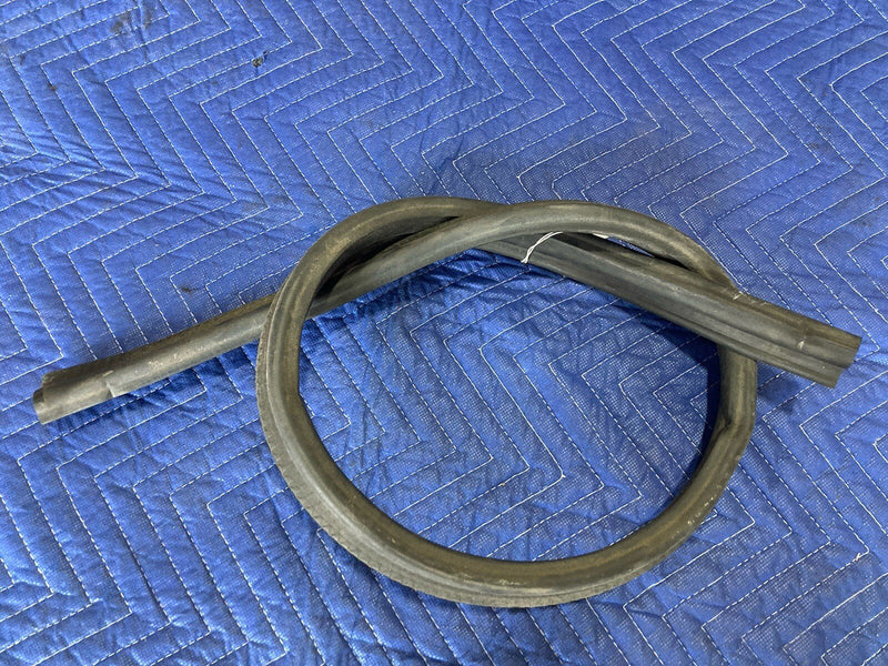 2006-2016 Chevy Impala GM Cowl Gasket  Weatherstripping Seal Rubber OEM #3165M