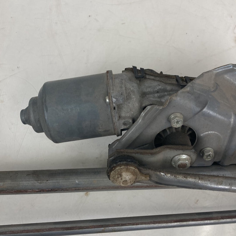 2003-2006 Chevrolet Silverado GMT800 Windshield Wiper Linkage Motor OEM #5341M
