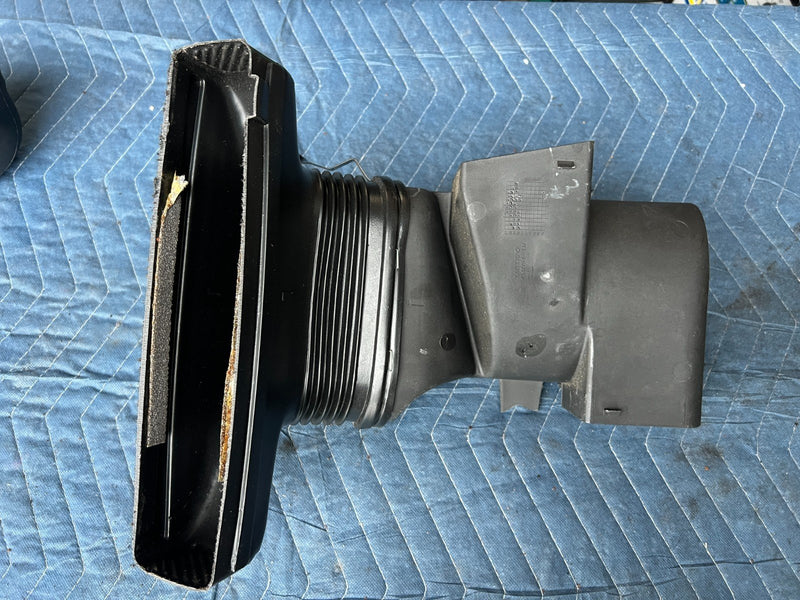 1989-1995 Volvo 740 940 Sedan RH & LH HVAC Heat AC Duct Tube Set OEM #3829EM