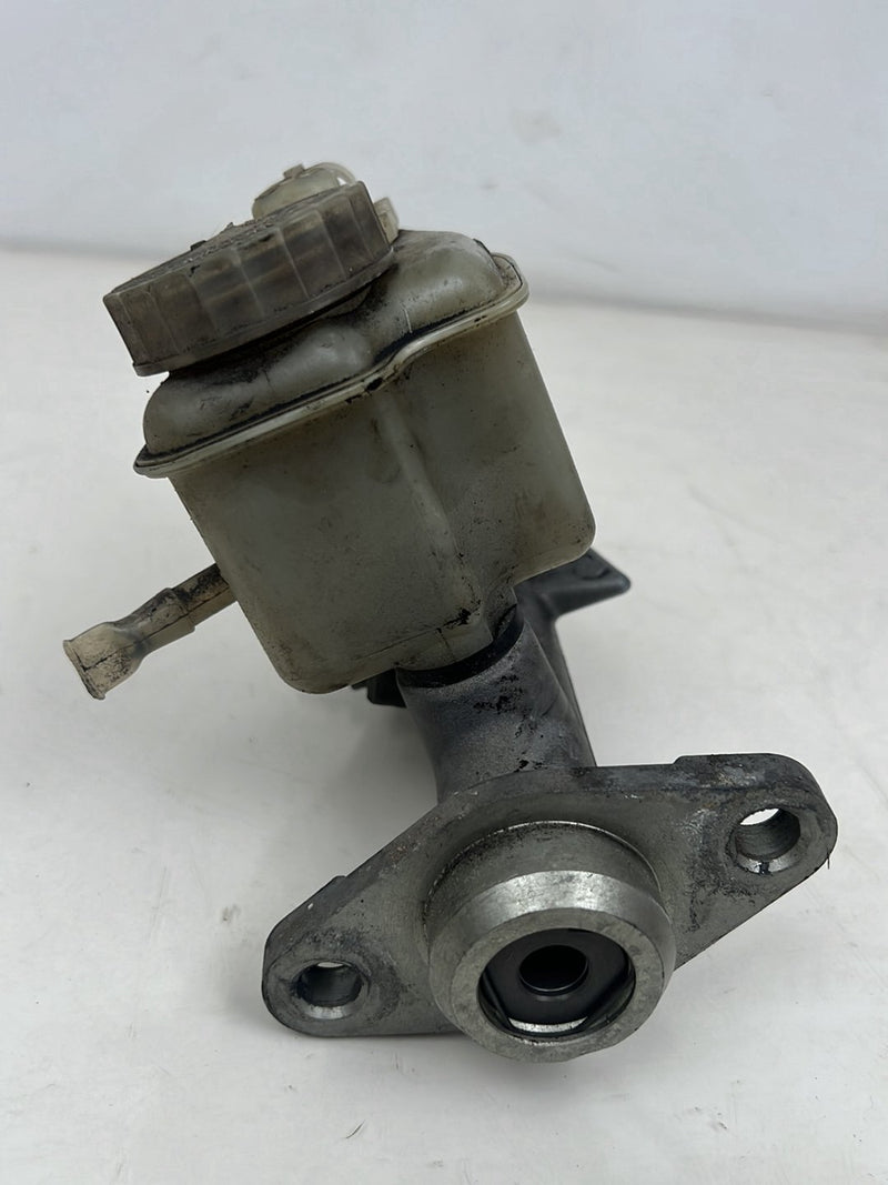 1990-1992 Volvo 740 745 940 Brake Master Cylinder w/ Reservoir 3530354 OEM #5950EM