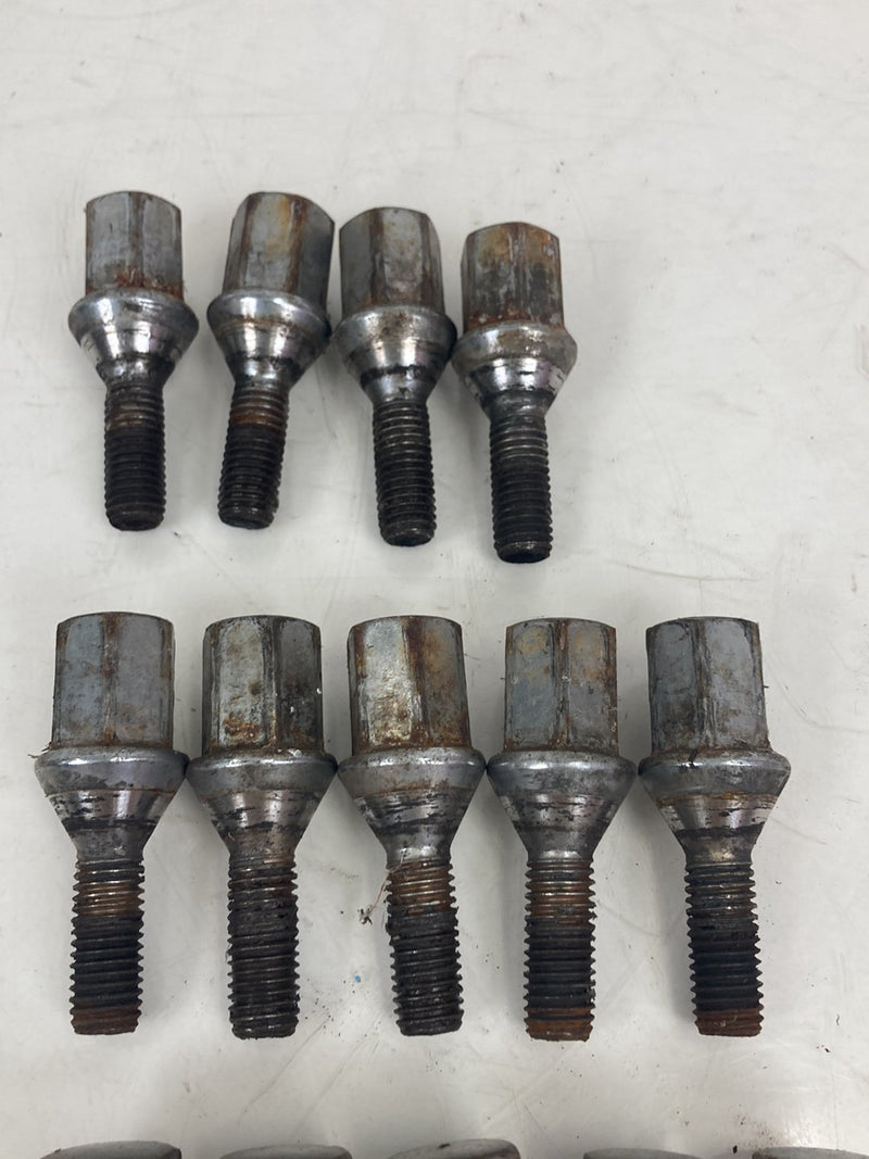 1998-2000 Volvo V70 Lug Nuts Bolts Set of 18 OEM #5225M