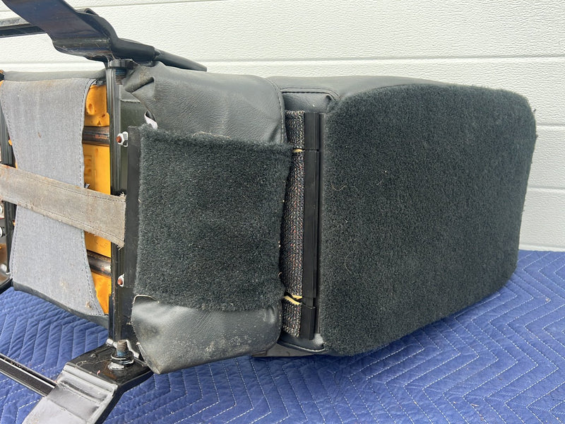 Chevrolet Silverado - Front Seat
