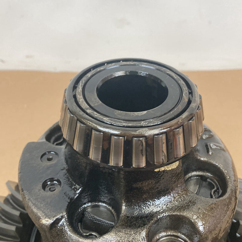 1995-1998 Chevy Silverado 2500 GMT400 Rear Differential Assembly 4:10 Locker OEM