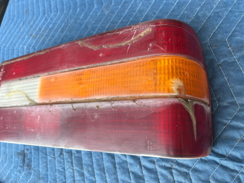 1989-1995 Volvo 740 940 Sedan Rear RH Right Tail Light Lamp Assembly OEM #3777EM