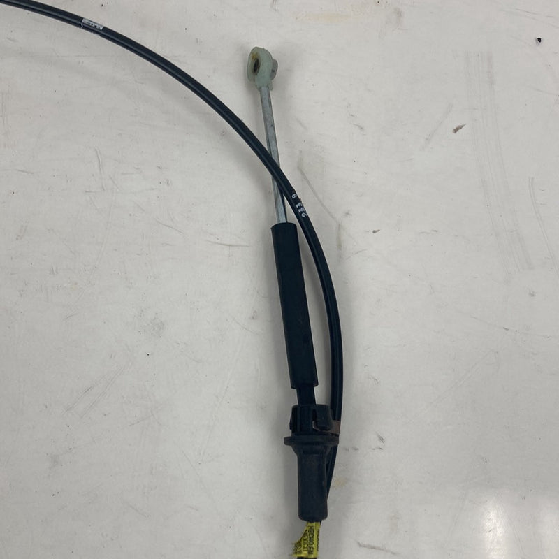 1995-1998 Chevrolet Silverado 2500 GMT400 Automatic Shifter Cable 15037353 OEM