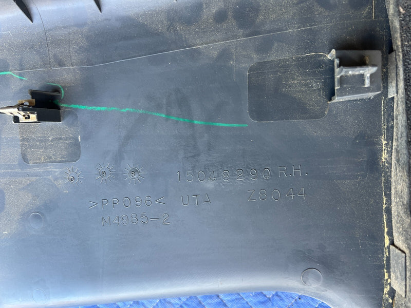1999-2002 Chevy Silverado GM 1500 2500 B Pillar Trim Gray OEM #1839CN