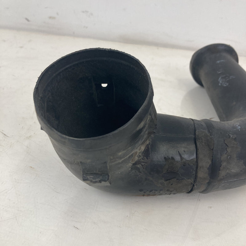 1981-1985 Volvo 240 245 Air Intake Duct 1306688 1306140 OEM