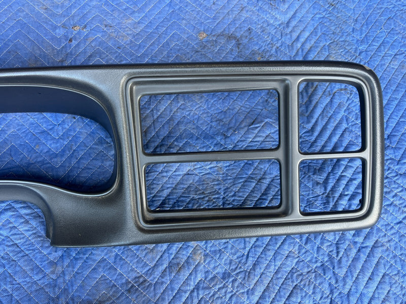 1999-2002 Chevy Silverado GM 1500 2500 Gauge Cluster Surround OEM #1830CN