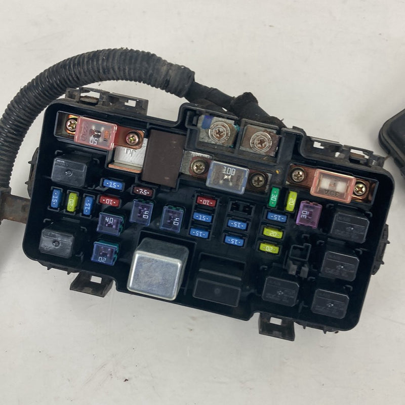 2002-2004 Honda CR-V RD2 Fuse Box S9A-GO OEM #5097M