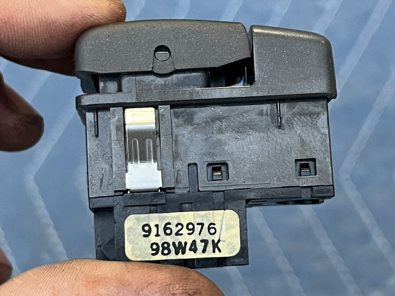 1998-2000 Volvo V70R V70 S70 P80 Rear Fog Light Switch 9162976 OEM #4148E