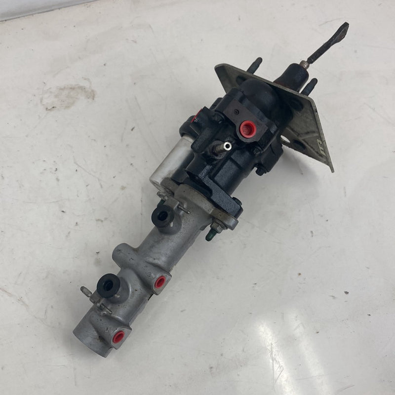 2007-10 Chevy Silverado GMT900 2500 3500 Hydroboost Master Cylinder OEM #5365M