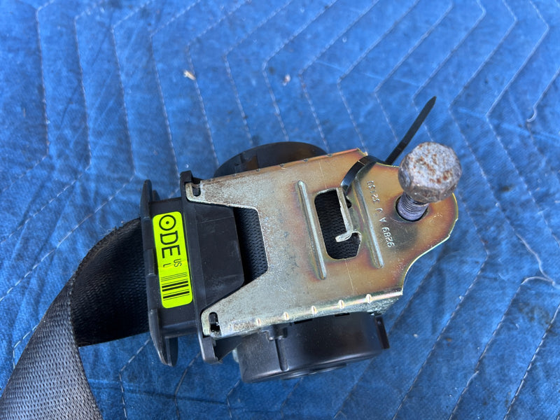 2000-2005 BMW 330xi 325xi E46 Front Driver Left Seat Belt Retractor OEM #4823EM