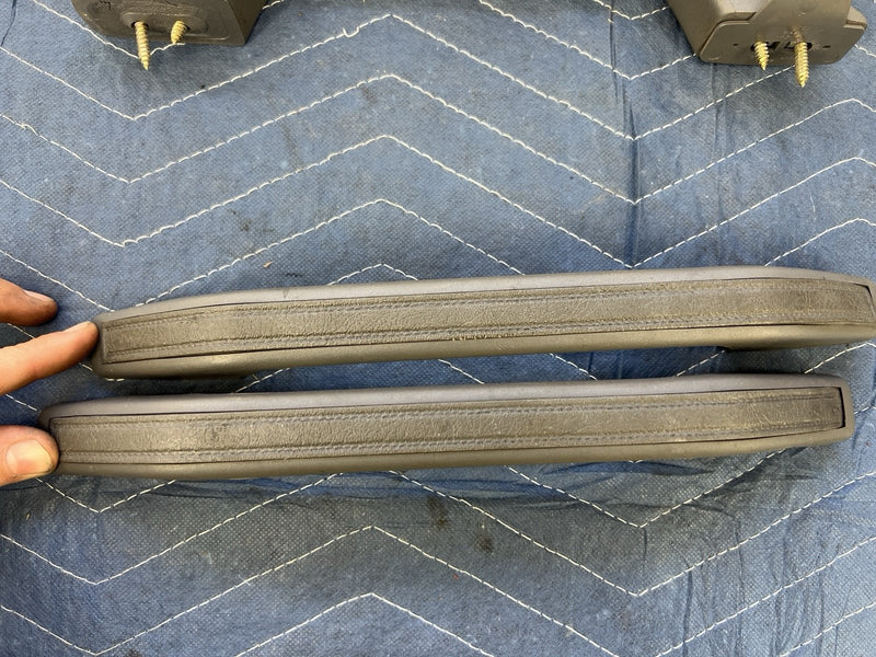 92-97 Volvo 940 740 Overhead Grab Handles Set Of 4 Gray OEM #10LB
