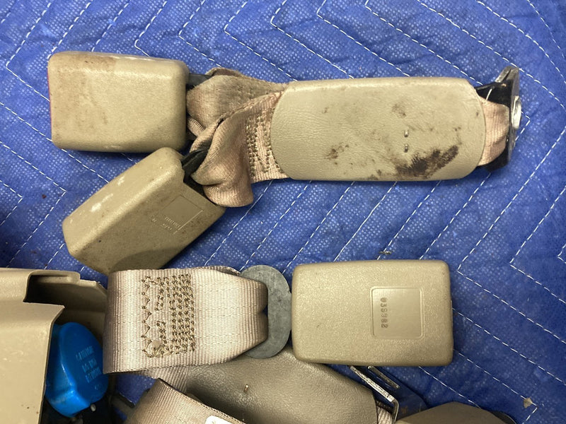 1995-1998 Chevy Silverado 1500 Ext Cab Rear Seat Belt Retractor Set OEM #6391EM