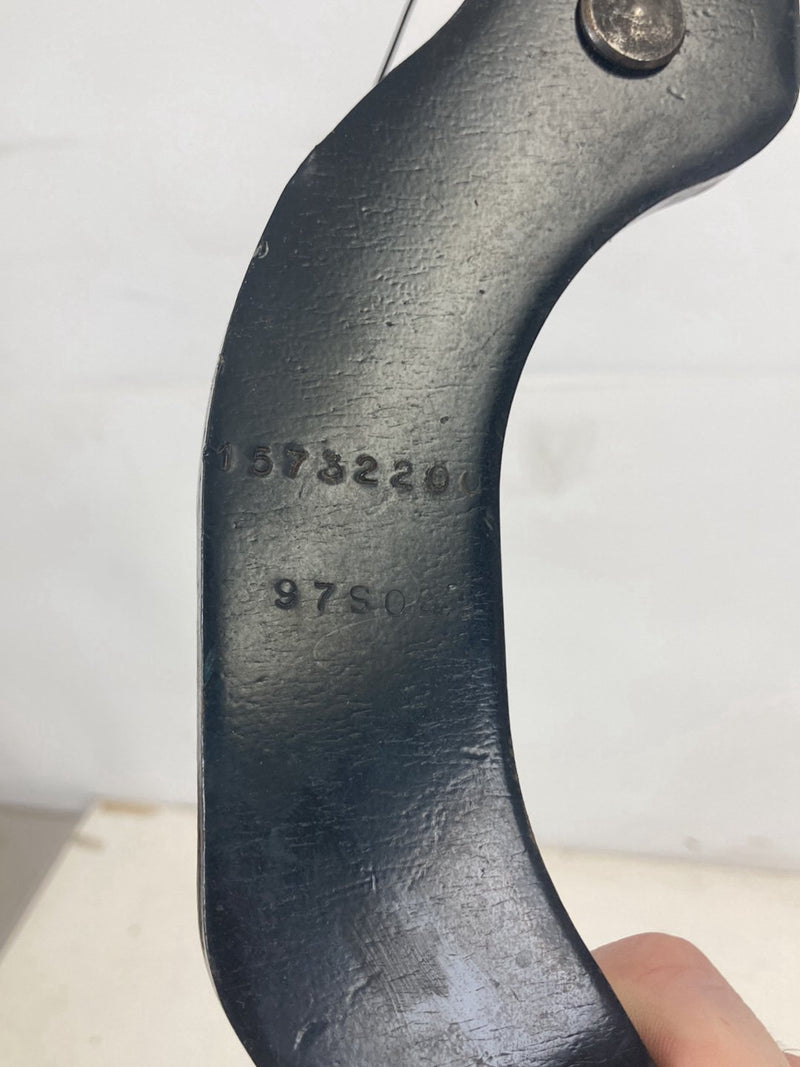 1995-1998 Chevrolet Silverado 2500 GMT400 Brake Pedal 15732200 OEM
