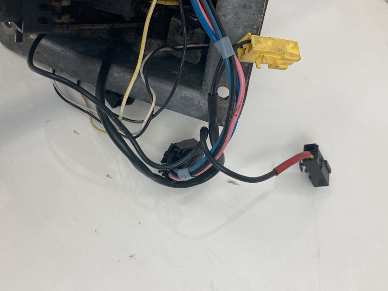 1992 Volvo 940 944 - Automatic Shifter Assembly PN: 3544164