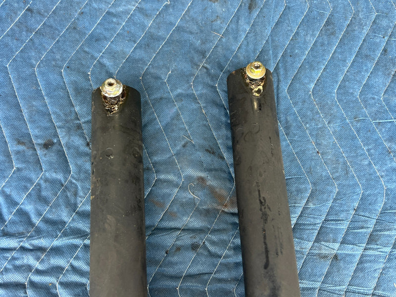 1989-1995 Volvo 740 940 Sedan Rear RH & LH Bumper Shock Absorber Set OEM #3693EM
