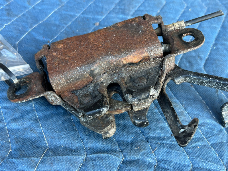 2003-2008 Toyota Corolla Front Hood Latch Engine Bonnet Lock Assembly OE #3343EM