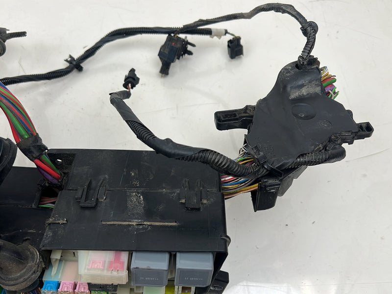 2017-2019 Ford Escape Engine Fuse Box AV6T-14A607-BC AV6T-14A067-AD OEM #5464EM