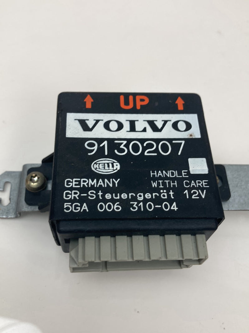 1992 Volvo 940 944 - Cruise Control Module PN: 9130207 006310-04