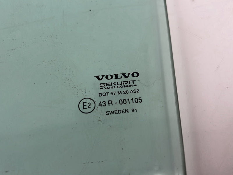 1986-1993 Volvo 240 244 Front Driver Left Window Glass 43R-001105 OEM #5582EM
