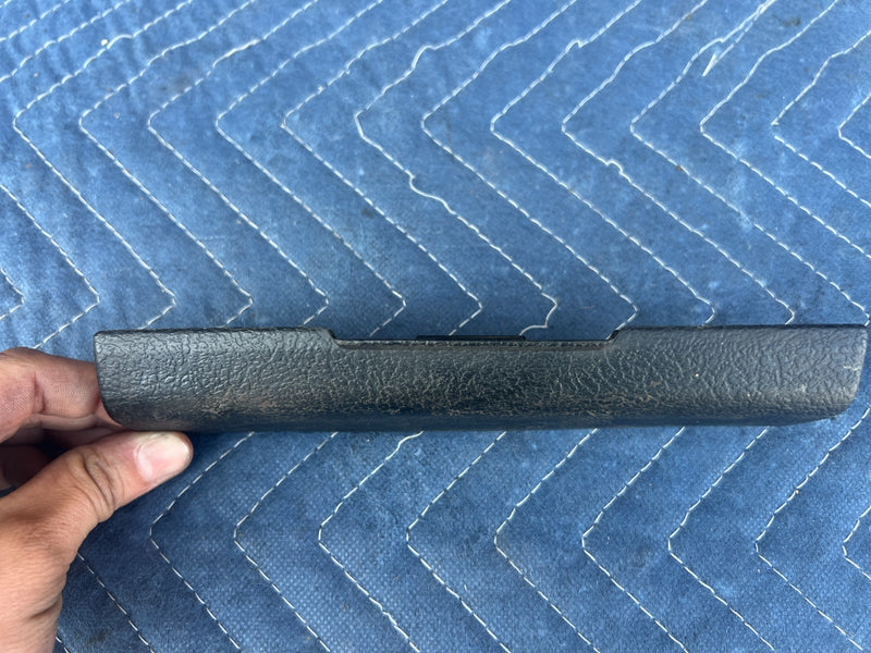 1967-1974 Volvo 140 142 144 145 Dash Fuse Box Cover Lid Trim Black OEM #4914EM