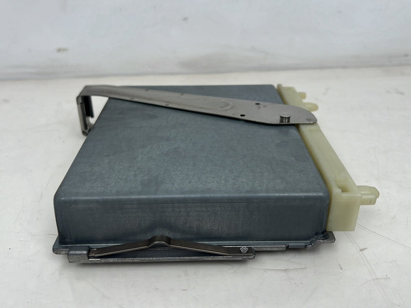 1998-2000 Volvo V70 S70 Bosch Engine Control Module ECU 0261204610 OEM #6304EM