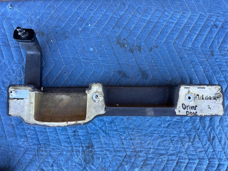 1986-1993 Volvo 240 244 245 Front RH & LH Interior Door Handle Trim OEM #4390EM