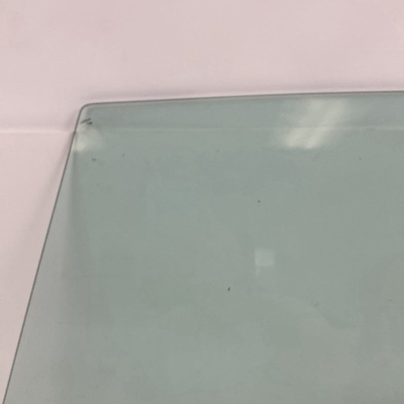 1975-1980 Volvo 244 Window Glass Passenger Rear Right 78238001 OEM #4887M