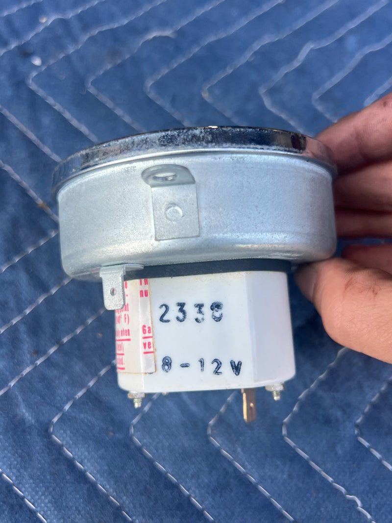 1967-1974 Volvo 140 142 144 145 Dash Dashboard Center Clock Assembly OEM #4908EM