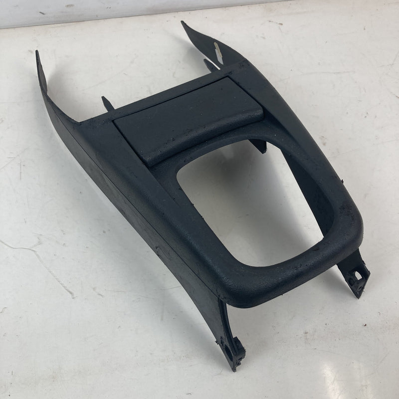 2001-2005 Volkswagen Passat Manual Shifter Surround Trim OEM #5555M