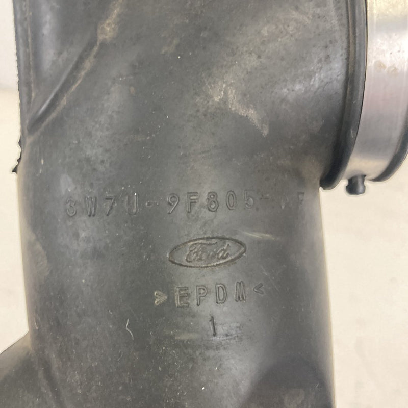 2002-2005 Lincoln Town Car Signature Air Intake Tube 3W7U-9F805-AF OEM #5136M