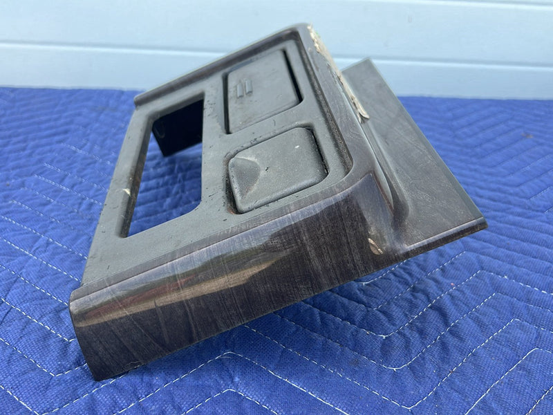 Chevrolet Silverado - Center Console Trim PN: 15179653 46786