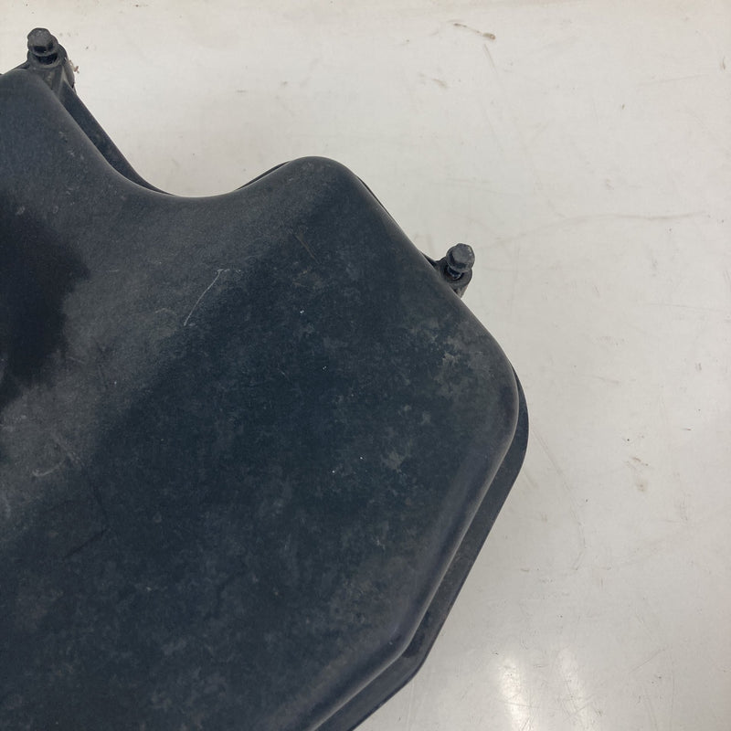 2001-2005 Volkswagen Passat Air Intake 3B1 819 640 OEM #5536M