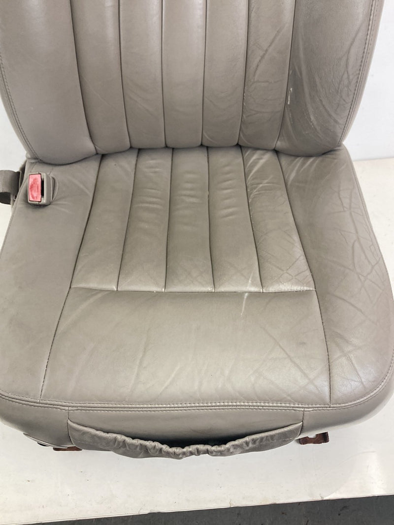 2002-2005 Lincoln Town Car Signature Seat Front Left Drivers Leather OEM #5230M