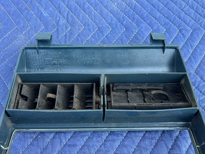 1988-1994 Chevrolet Silverado Center Dash Air Vent Radio Bezel Blue OEM #5501EM