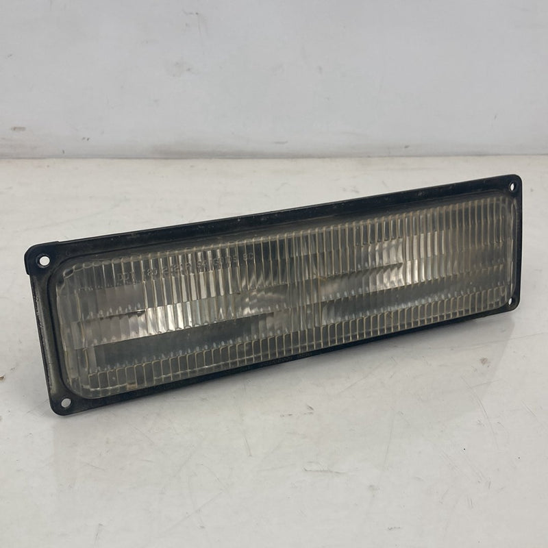 1995-1998 Chevrolet Silverado 2500 GMT400 Turn Signal Front Left 13519393 OEM