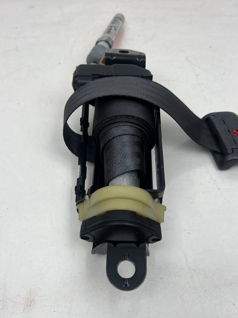 1998-2000 Volvo V70 S70 Front Passenger Right Seat Belt Retractor OEM #6310EM