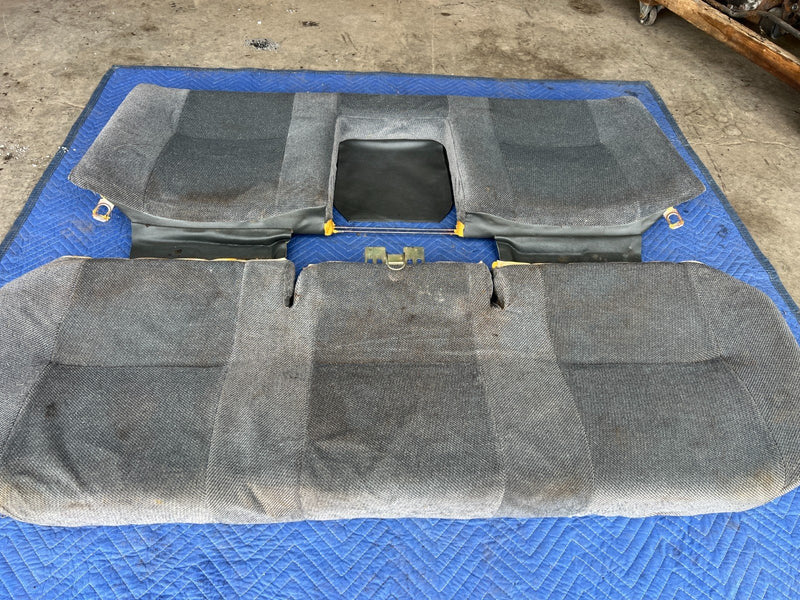1989-1995 Volvo 740 940 Sedan Rear Cloth Bench Seat Gray 3525078 OEM #3645EM
