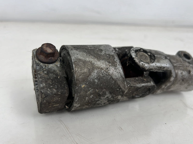 1990-1992 Volvo 740 745 940 Lower Steering Column Intermediate I Shaft OEM #5963EM