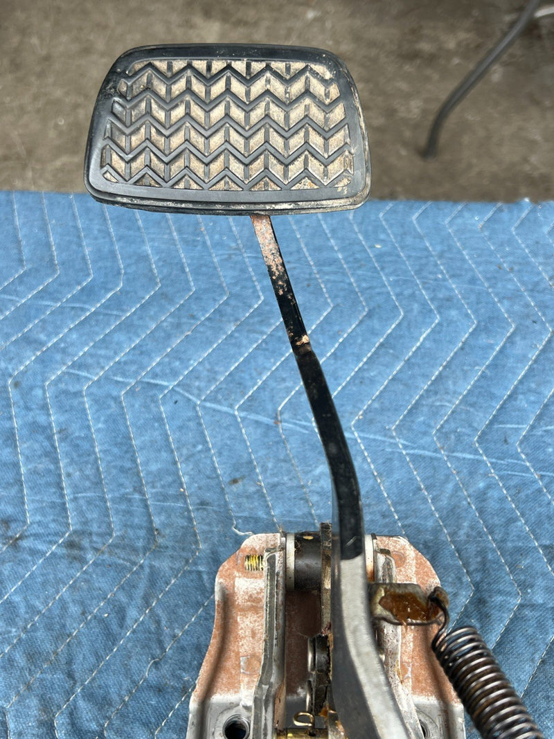 2002-2006  Toyota Camry  Brake Pedal Assembly OEM #117DU