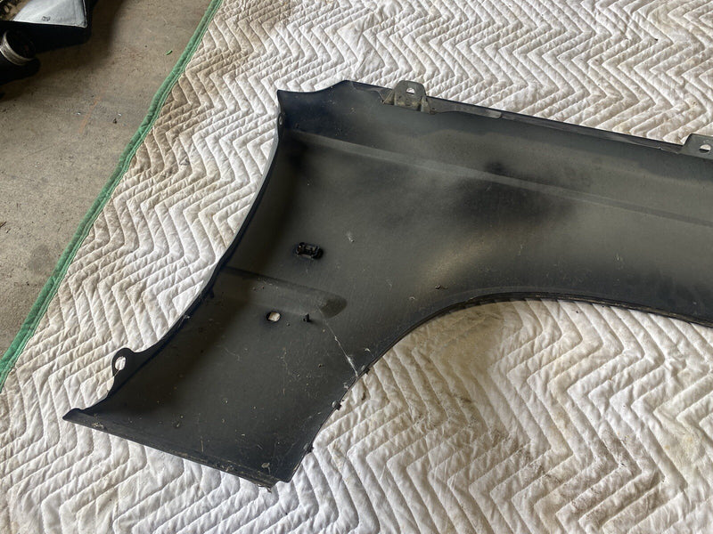 98-00 Volvo V70R V70 S70 Front Left LH Driver Side Fender Black OEM #1579E