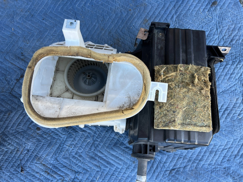 1998-2002 Honda Accord HVAC Heating Air Conditioner Dashboard Box OEM #2029CN