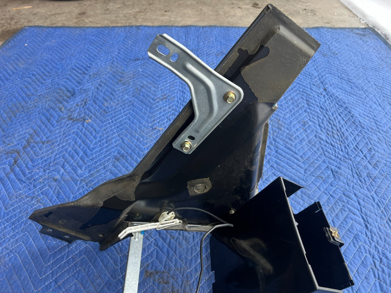 1989-1995 Volvo 740 940 Sedan LH & RH Lower Center Console Trim Gray OEM #3753EM
