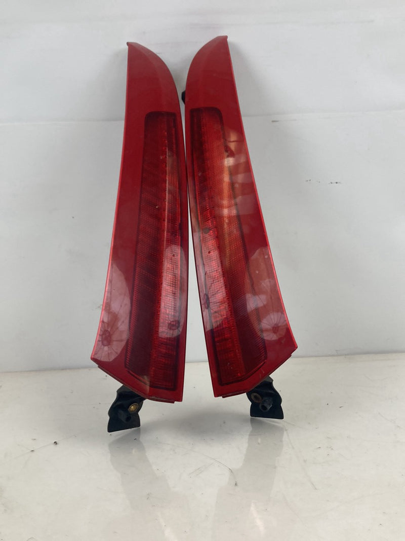 2005 Volvo XC90 I 275 Tail Light Pair Upper LH RH 30678221 30678220 OEM #4816M