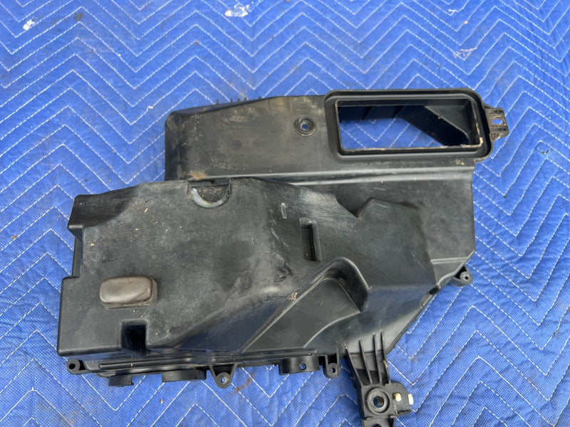 2005-2011 Audi A6 Front Engine Control Fuse Box Housing Cover OEM #3401EM