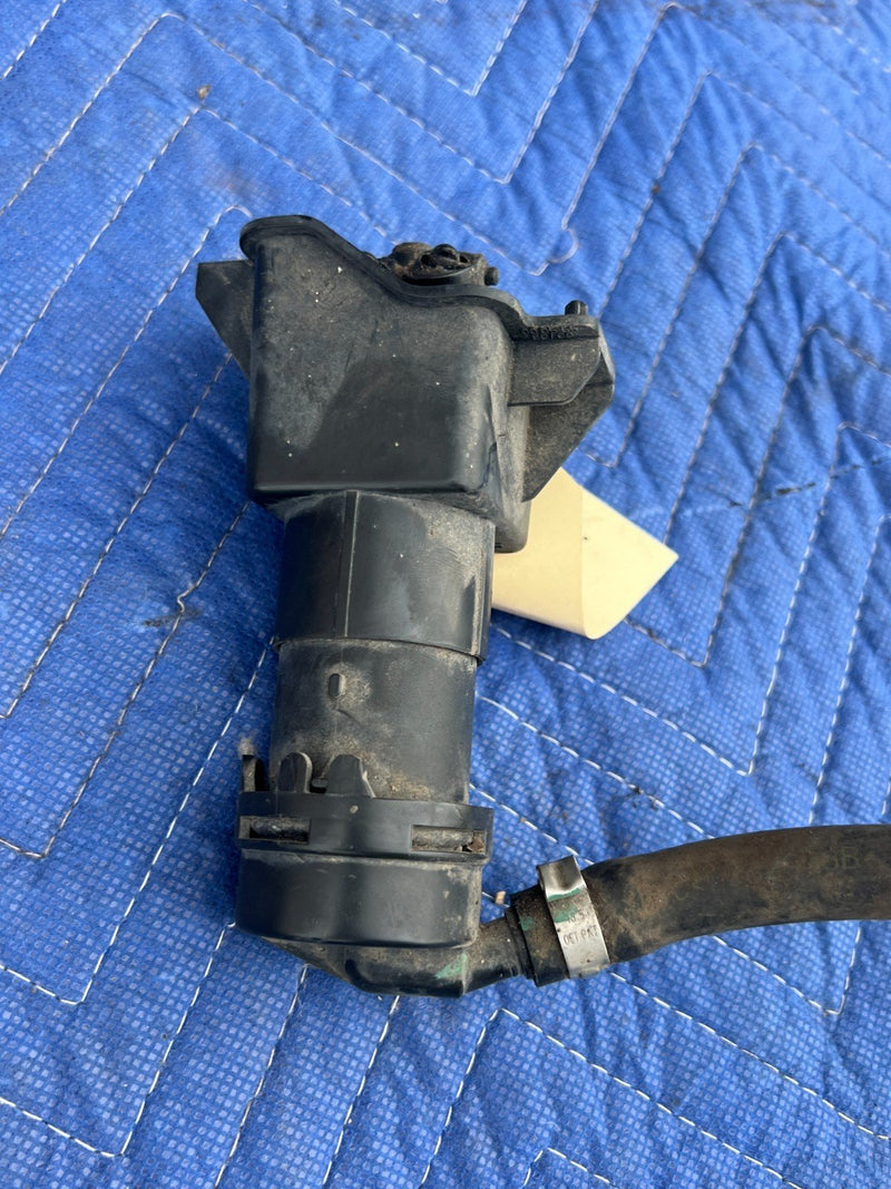 2005-2011 Audi A6 Right & Left Headlight Washer Squirt Nozzle Pair OEM #3428EM